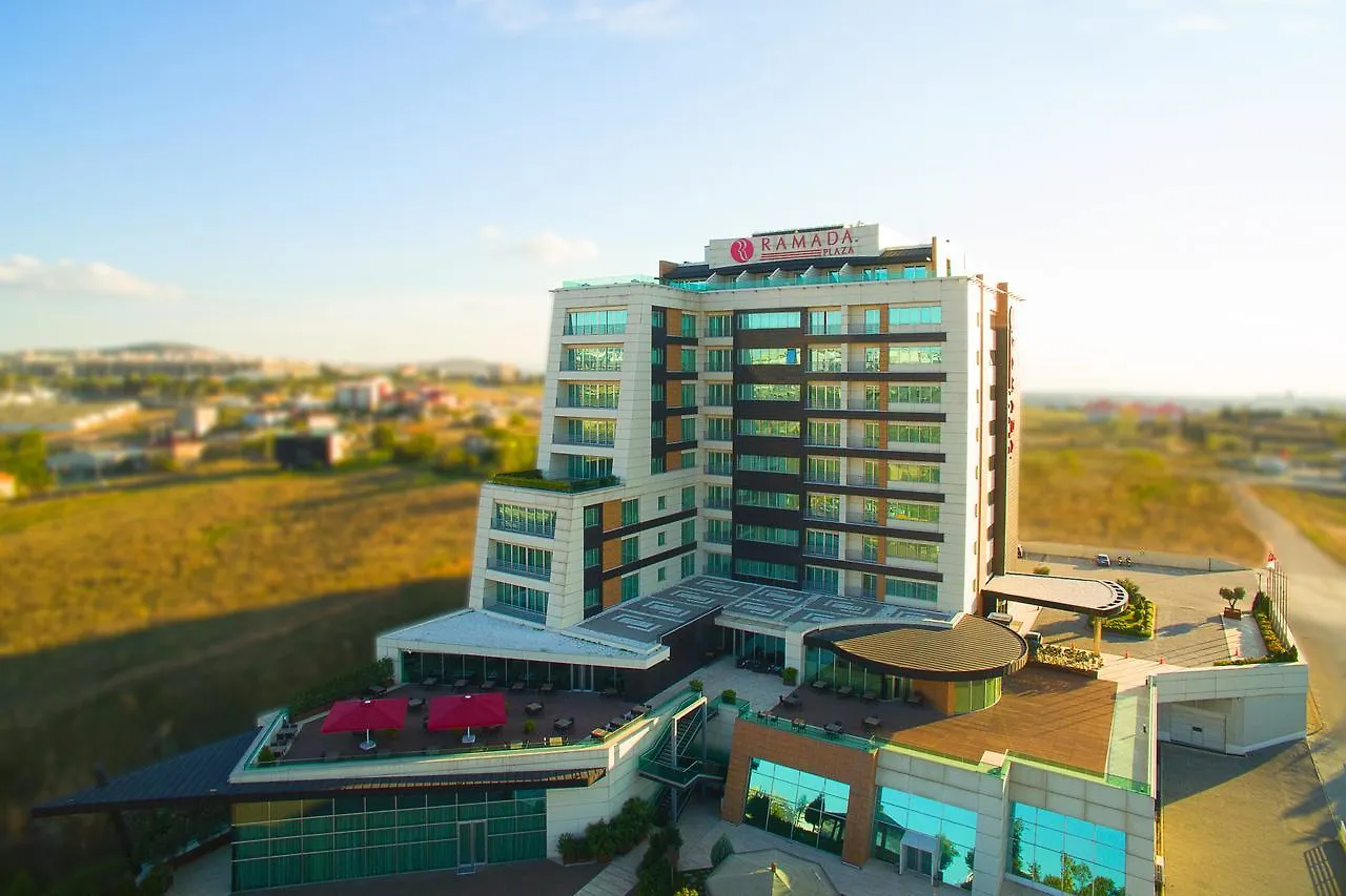 Ramada Plaza By Wyndham Istanbul Asia Airport Kocaeli 5*,